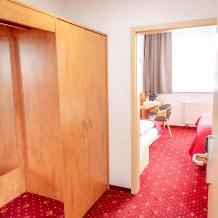 Aara Hotel